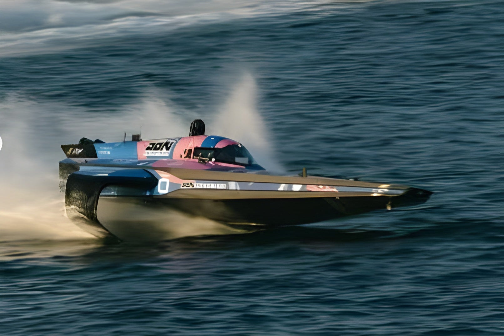 E1 Sporting Series: The Electrifying "present" of Powerboat Racing